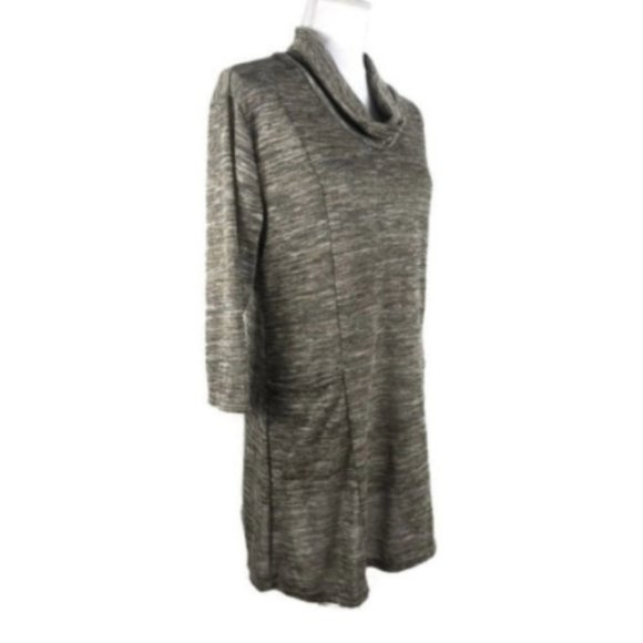 CLOSING SALE Tunic Cowl Neck 3/4 Sleeve - Picture 2 of 7